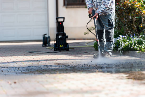 Best House Pressure Washing  in Amityville, NY